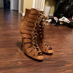 Fashion nova heels 🐆